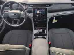 Jeep Grand Cherokee Laredo X 4x4 2026