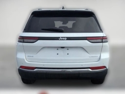 Jeep Grand Cherokee Laredo X 4x4 2026