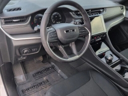 Jeep Grand Cherokee Laredo X 4x4 2026