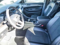 Jeep Grand Cherokee Laredo Altitude 4x4 2026