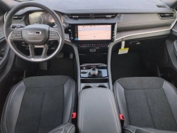 Jeep Grand Cherokee Laredo Altitude 4x4 2026