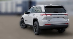 Jeep Grand Cherokee Laredo Altitude 4x4 2026