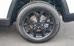 Jeep Grand Cherokee Laredo Altitude 4x4 2026