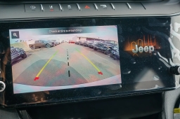 Jeep Grand Cherokee Laredo Altitude 4x4 2026