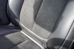 Jeep Grand Cherokee Laredo Altitude 4x4 2026