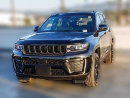 Jeep Grand Cherokee Laredo Altitude 4x4 2026