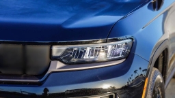 Jeep Grand Cherokee Laredo Altitude 4x4 2026