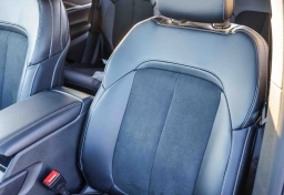 Jeep Grand Cherokee Laredo Altitude 4x4 2026