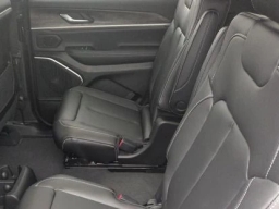 Jeep Grand Cherokee Laredo Altitude 4x4 2026