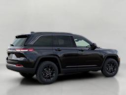 Jeep Grand Cherokee Laredo Altitude 4x4 2026