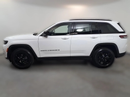 Jeep Grand Cherokee Laredo Altitude 4x4 2026