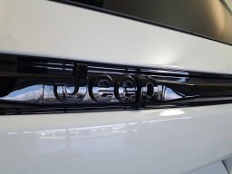 Jeep Grand Cherokee Laredo Altitude 4x4 2026