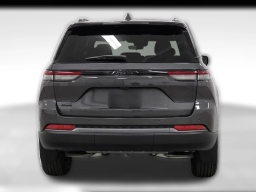 Jeep Grand Cherokee Laredo Altitude 4x4 2026