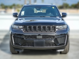 Jeep Grand Cherokee Laredo Altitude 4x4 2026