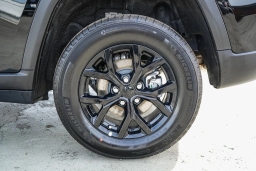 Jeep Grand Cherokee Laredo Altitude 4x4 2026