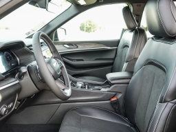 Jeep Grand Cherokee Laredo Altitude 4x4 2026