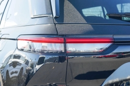 Jeep Grand Cherokee Laredo Altitude 4x4 2026