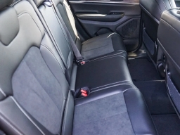 Jeep Grand Cherokee Laredo Altitude 4x4 2026