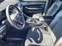 Jeep Grand Cherokee Laredo Altitude 4x4 2026