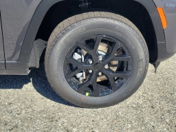 Jeep Grand Cherokee Laredo Altitude 4x4 2026