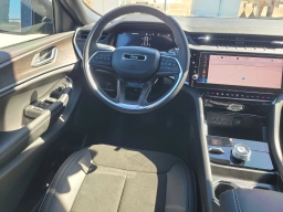 Jeep Grand Cherokee Laredo Altitude 4x4 2026