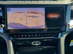 Jeep Grand Cherokee Laredo Altitude 4x4 2026