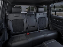 Jeep Grand Cherokee Laredo Altitude 4x4 2026