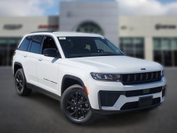 Jeep Grand Cherokee Laredo Altitude 4x4 2026