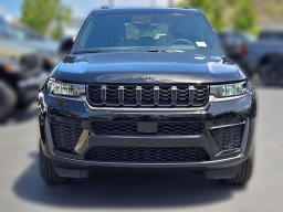 Jeep Grand Cherokee Laredo Altitude 4x4 2026