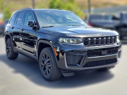 Jeep Grand Cherokee Laredo Altitude 4x4 2026