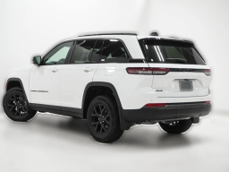 Jeep Grand Cherokee Laredo Altitude 4x4 2026