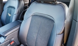 Jeep Grand Cherokee Laredo Altitude 4x4 2026