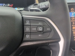 Jeep Grand Cherokee Laredo Altitude 4x4 2026