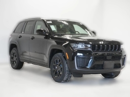 Jeep Grand Cherokee Laredo Altitude 4x4 2026