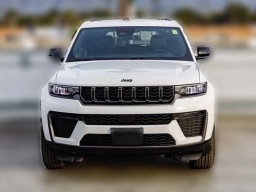 Jeep Grand Cherokee Laredo Altitude 4x4 2026