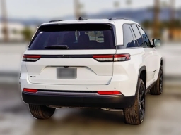 Jeep Grand Cherokee Laredo Altitude 4x4 2026