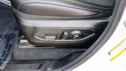 Jeep Grand Cherokee Laredo Altitude 4x4 2026