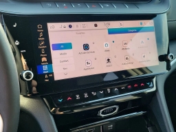 Jeep Grand Cherokee Laredo Altitude 4x4 2026