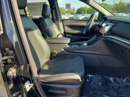 Jeep Grand Cherokee Laredo Altitude 4x4 2026