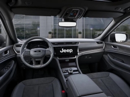 Jeep Grand Cherokee Laredo Altitude 4x4 2026