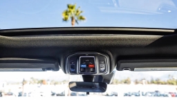 Jeep Grand Cherokee Laredo Altitude 4x4 2026