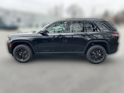 Jeep Grand Cherokee Laredo Altitude 4x4 2026