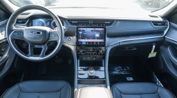 Jeep Grand Cherokee Limited 4x4 2025