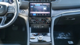 Jeep Grand Cherokee Limited 4x4 2025