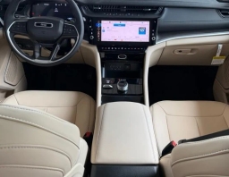 Jeep Grand Cherokee Limited 4x4 2026