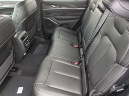 Jeep Grand Cherokee Limited 4x4 2026