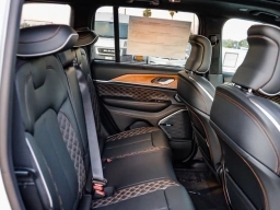 Jeep Grand Cherokee Summit Reserve 4x4 2025