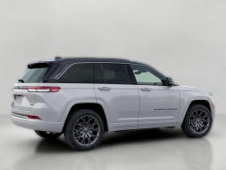 Jeep Grand Cherokee Summit 4x4 2026