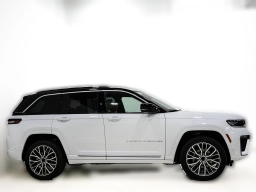 Jeep Grand Cherokee Summit 4x4 2026