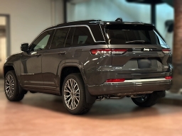 Jeep Grand Cherokee Summit 4x4 2026
